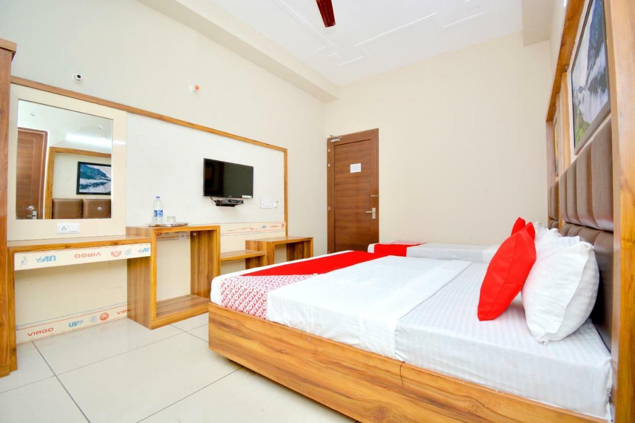 Oyo 40699 Grand Sokhi Otel Tarn Taran Dış mekan fotoğraf